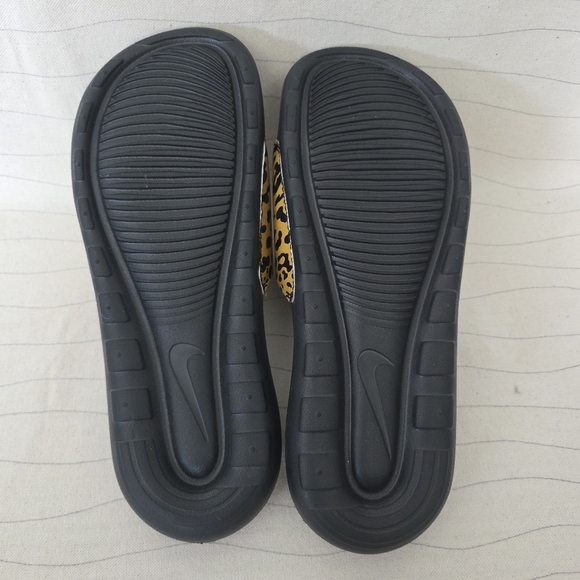 Nike Womens Victori One Slides Leopard Print Sandals Shoes CN9676-700 Size 7 - Picture 10 of 11